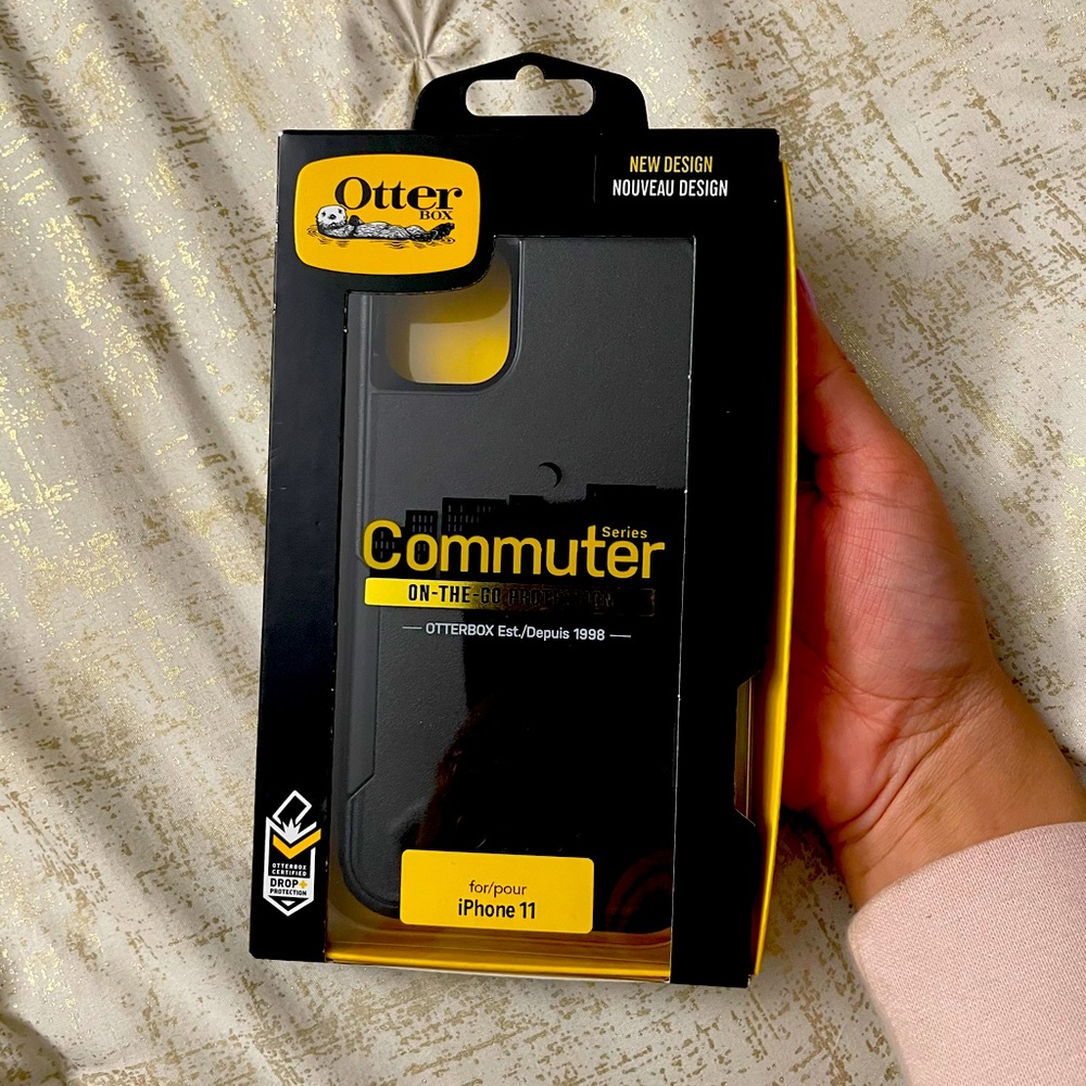 iPhone 11 6.1 inch otter box case